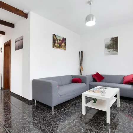 Casa Majos Feriehus *