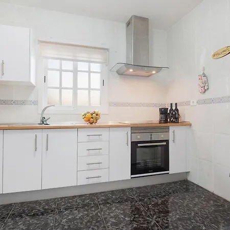 Casa Majos Semesterbostad Tesejerague