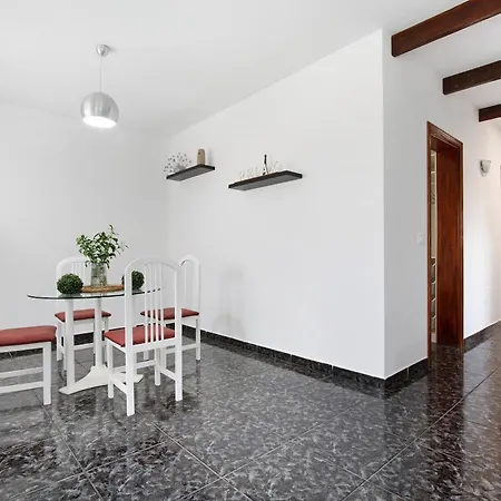 Casa Majos Holiday home Tesejerague