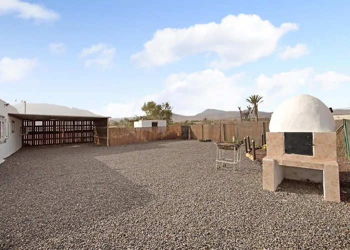 Casa Majos Holiday home *