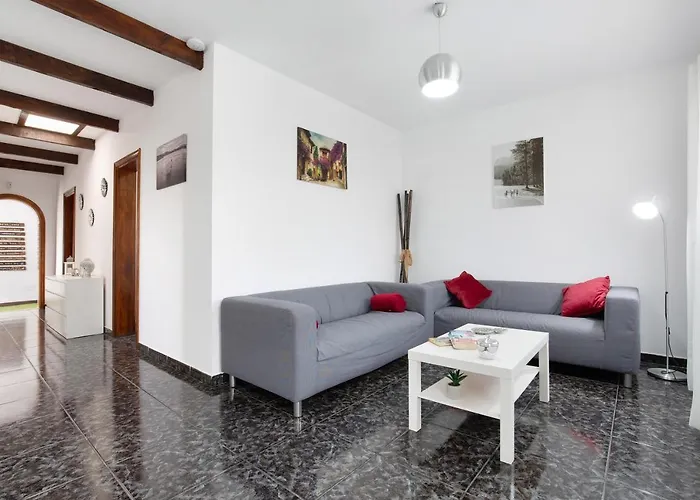 Casa Majos Feriehus *